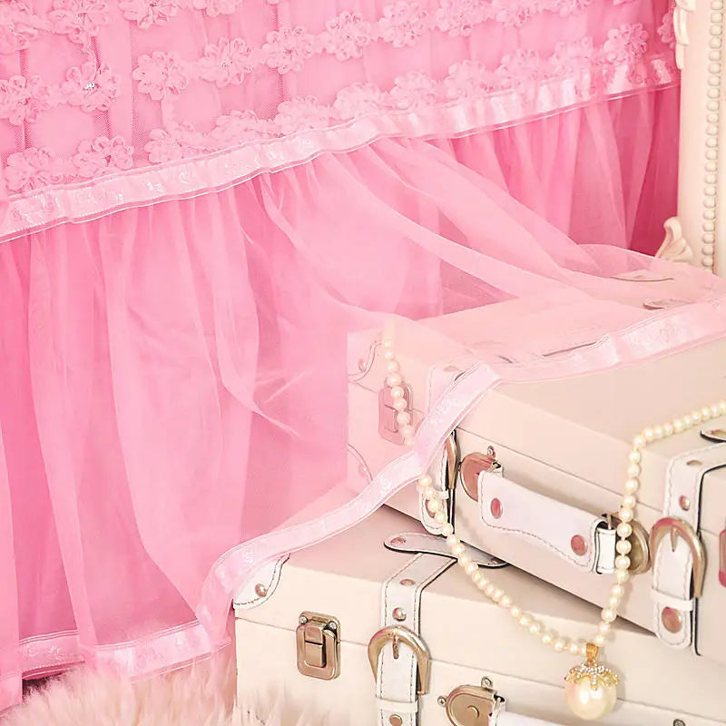 THL1099 Juego de cama elegante y acogedor de estilo princesa con encaje para bodas