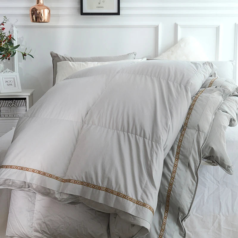 THL1144 Luxurious 100% Cotton Goose Down Comforter with Duvet Cover