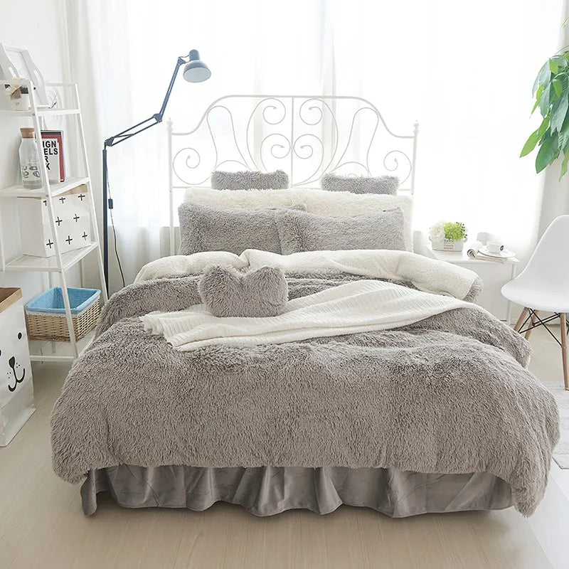 THL1089 Princess Aesthetic Fleece Bedding Set Cozy Duvet Cover for Ultimate Comfort