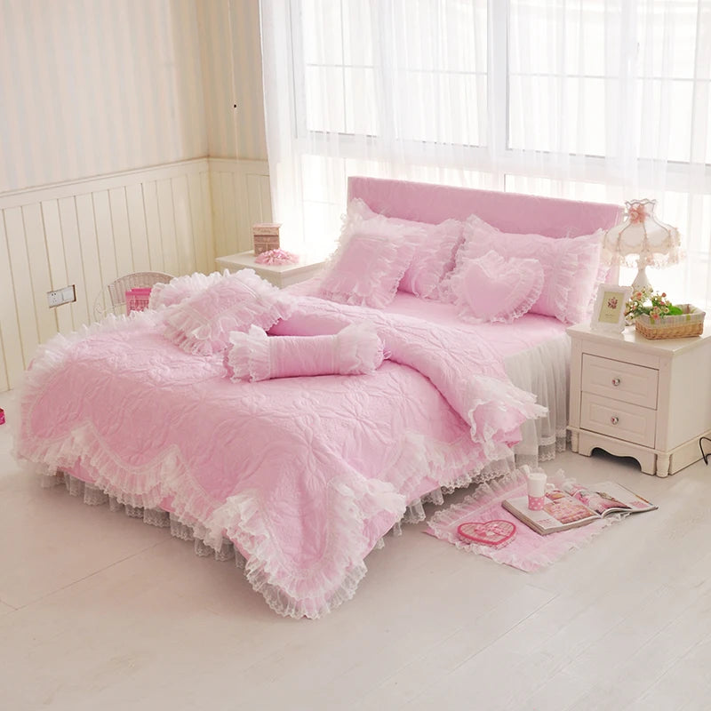 THL1039 Luxurious 100% Cotton Thick Quilted Lace Bedding Set Elegant Wedding & Royal Hotel Home Decor