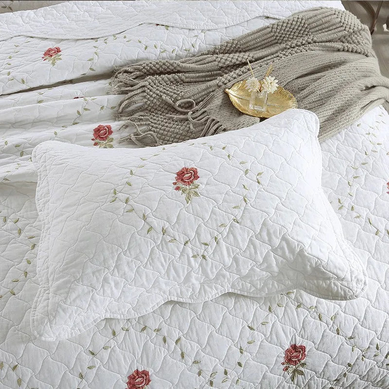 THL1088 100% Cotton Quilted Bedspread with Vintage Elegant Floral Embroidery Design