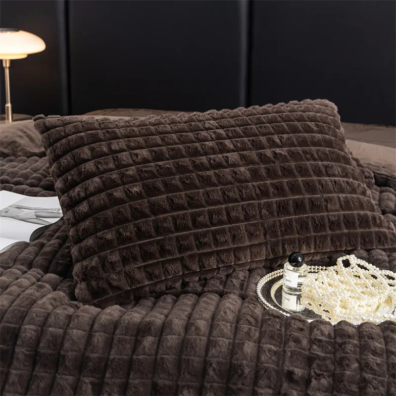 Parure de lit en fausse fourrure de lapin THL1155 avec texture ultra moelleuse et housse de couette épaisse et chaude