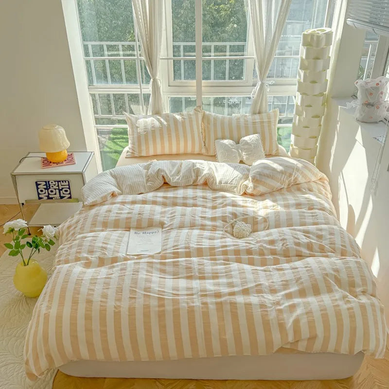 THL1035 Ultra Soft and Breathable with Elegant Pastel Stripe Print Luxury Duvet Cover Set