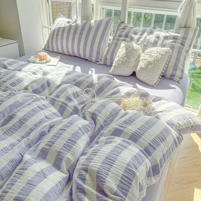 THL1035 Ultra Soft and Breathable with Elegant Pastel Stripe Print Luxury Duvet Cover Set