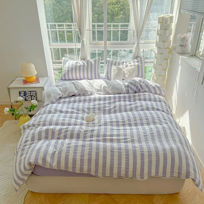 THL1035 Ultra Soft and Breathable with Elegant Pastel Stripe Print Luxury Duvet Cover Set