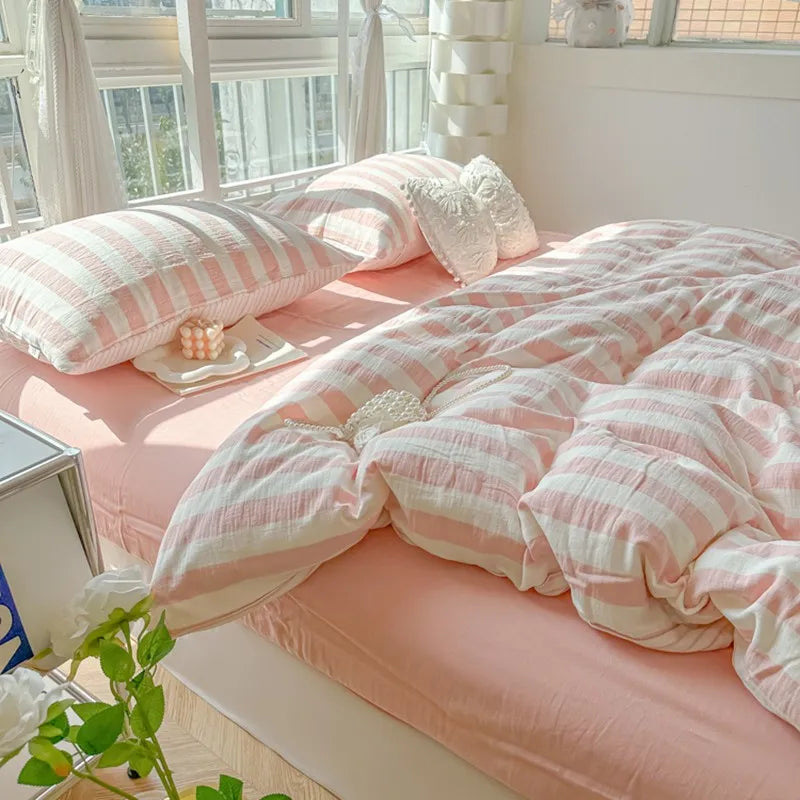 THL1035 Ultra Soft and Breathable with Elegant Pastel Stripe Print Luxury Duvet Cover Set