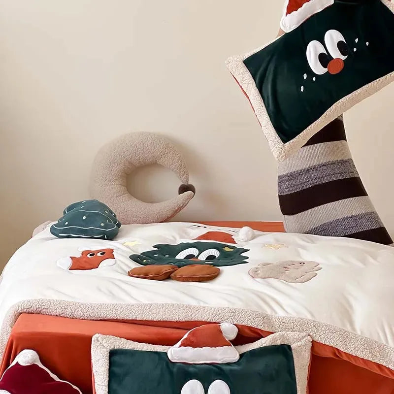 THL1158 3D Cartoon Christmas Tree & Cookie Appliques Velvet Bedding Set - Fluffy and Festive Comforter Cover Set